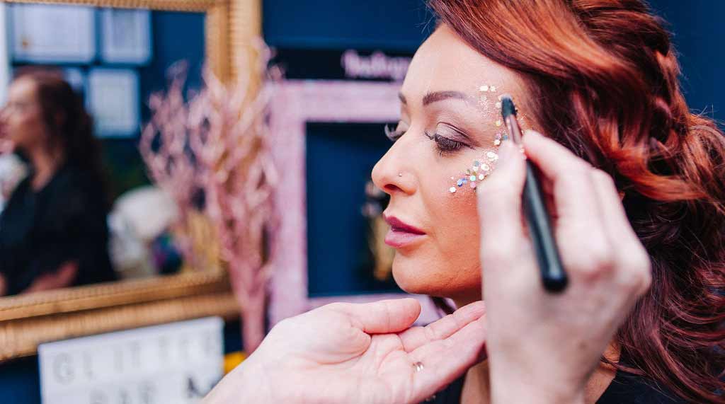 TriculturaEventos-Glitter-make-up